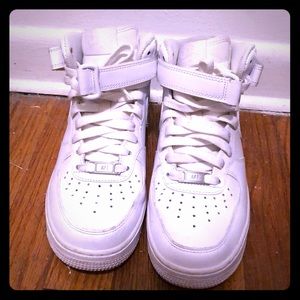 Nike Air Force 1 Mid